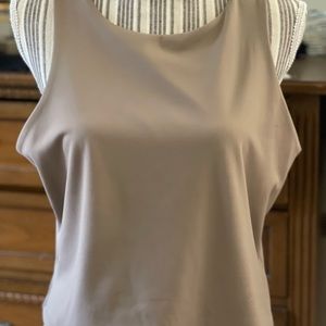 Express XL cropped tank